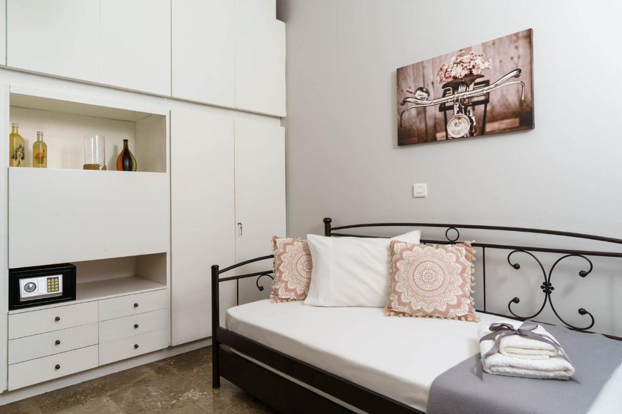 Chris'S Best Apartment In Atenas Exterior foto